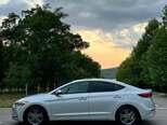 Hyundai Elantra-5