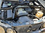 Mercedes E 230-11