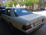 Mercedes 200 D-4