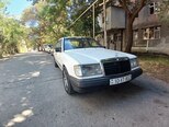 Mercedes 200 D-1