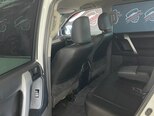 Toyota Land Cruiser Prado-9