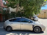 Toyota Prius-4