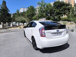 Toyota Prius-10