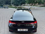 Hyundai Elantra-2