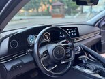 Hyundai Elantra-11