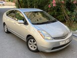 Toyota Prius-5