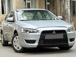 Mitsubishi Lancer-5