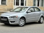 Mitsubishi Lancer-4