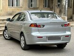 Mitsubishi Lancer-9