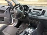 Mitsubishi Lancer-16