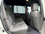 Toyota Land Cruiser-12