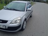 Kia Rio-5