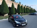 Kia Cerato-4