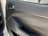 Kia K5-10