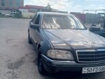 Mercedes C 220-1