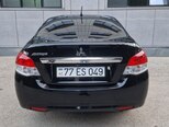 Mitsubishi Attrage-6