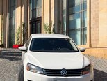 Volkswagen Passat-1