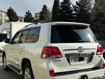 Toyota Land Cruiser-3