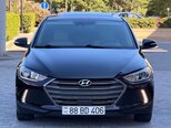 Hyundai Elantra-4