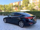 Hyundai Elantra-7