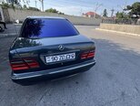 Mercedes E 230-2