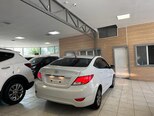 Hyundai Accent-2
