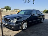 Mercedes E 230-3