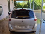 Renault Grand Scenic-9