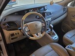 Renault Grand Scenic-10