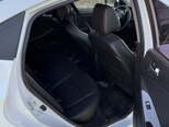 Hyundai Accent-7