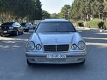Mercedes E 230-5