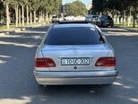 Mercedes E 230-8