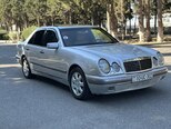Mercedes E 230-4