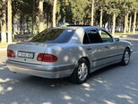 Mercedes E 230-10