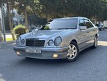 Mercedes E 230-1