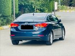 Hyundai Elantra-5