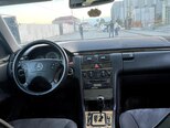 Mercedes E 220-18