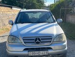 Mercedes ML 270-1