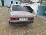 Mercedes 190-4