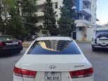 Hyundai Sonata-2