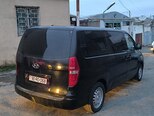 Hyundai H-1-2