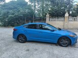 Hyundai Elantra-4