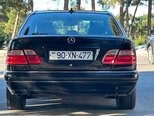 Mercedes E 230-10