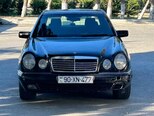 Mercedes E 230-1