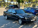 Mercedes E 230-7