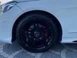 Mercedes E 250-11