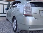 Toyota Prius-12