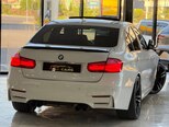 BMW 320d-11