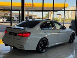 BMW 320d-13