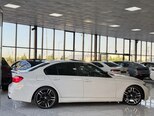 BMW 320d-7